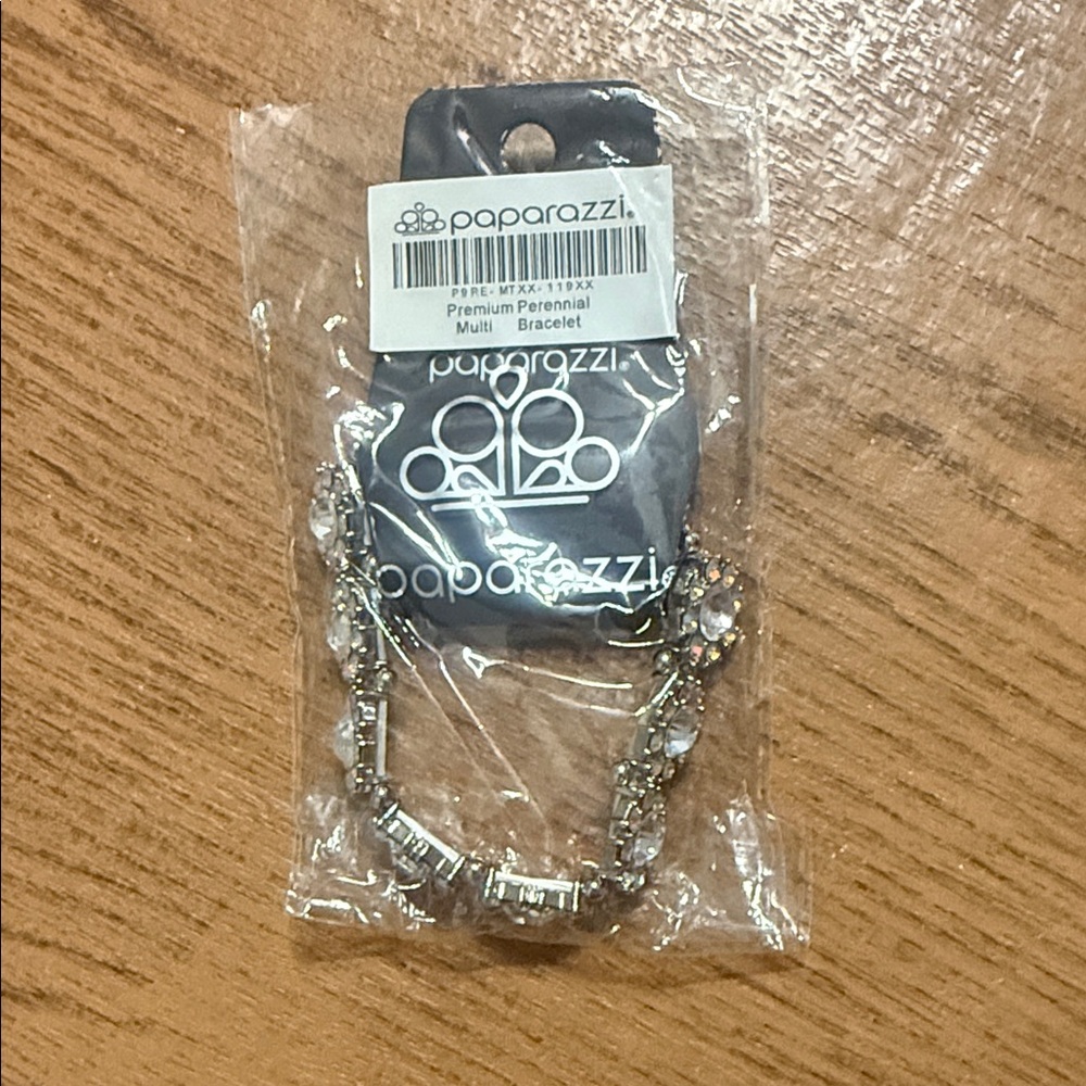 Paparazzi Silver and Clear Bracelet
